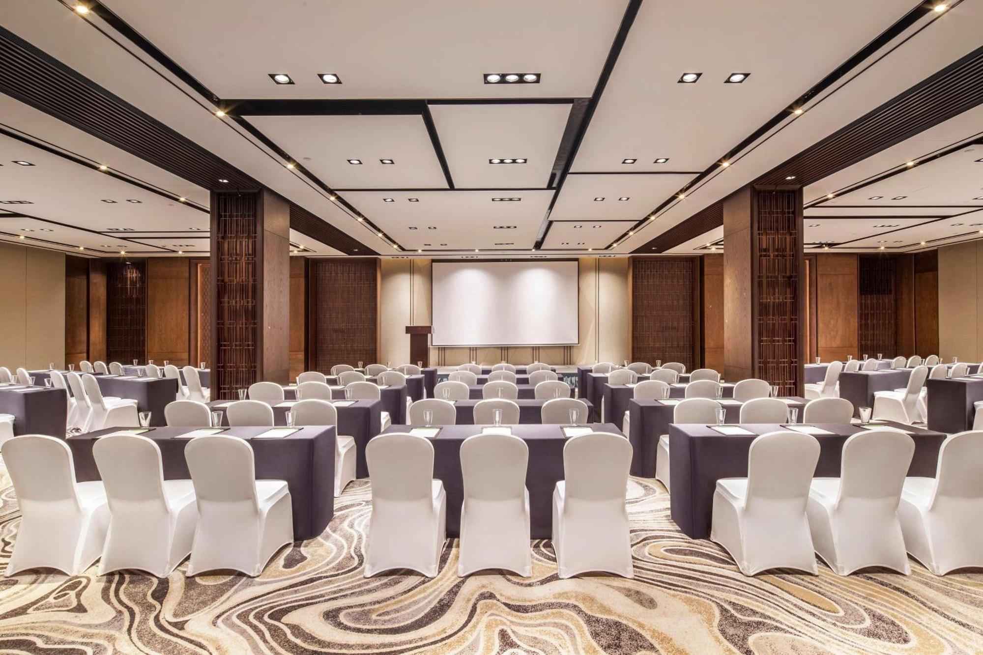 Courtyard By Marriott Shanghai International Tourism And Resorts Zone Екстер'єр фото