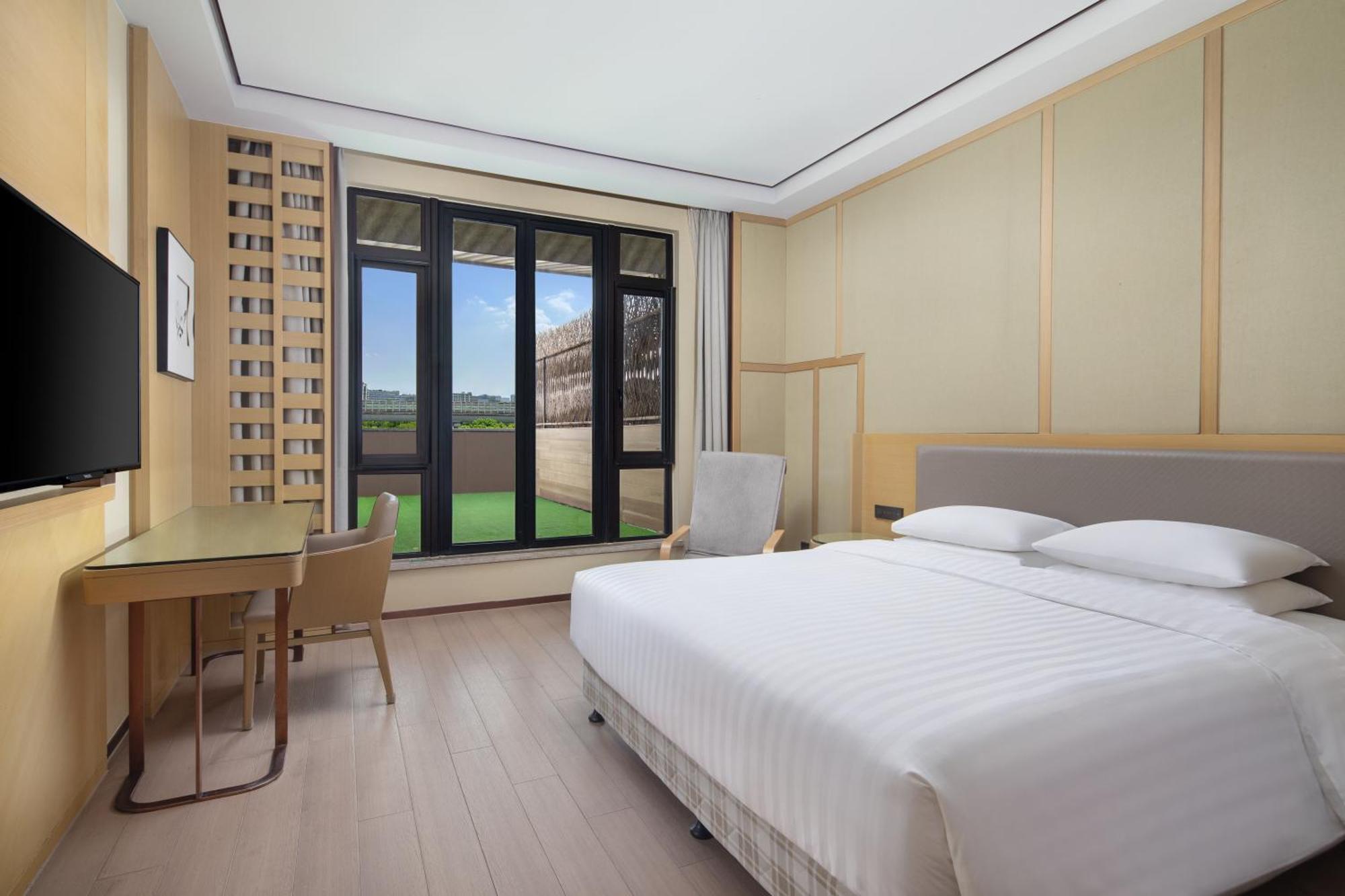 Courtyard By Marriott Shanghai International Tourism And Resorts Zone Екстер'єр фото