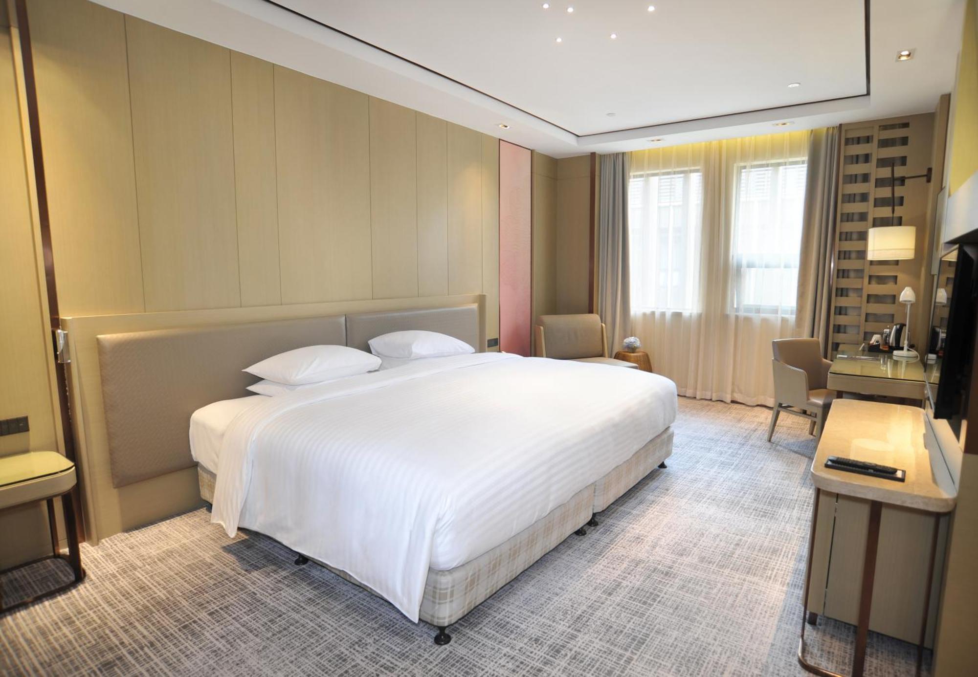 Courtyard By Marriott Shanghai International Tourism And Resorts Zone Екстер'єр фото